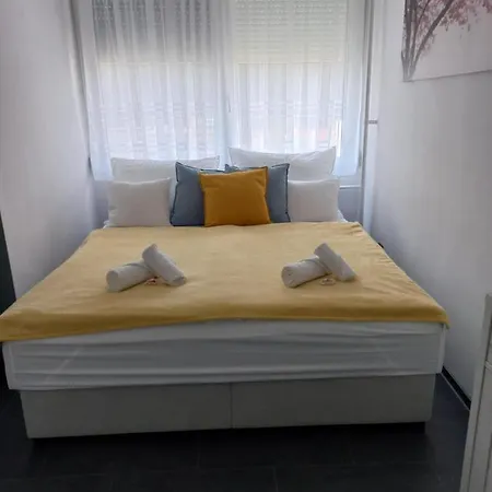 Krisztina Apartamento